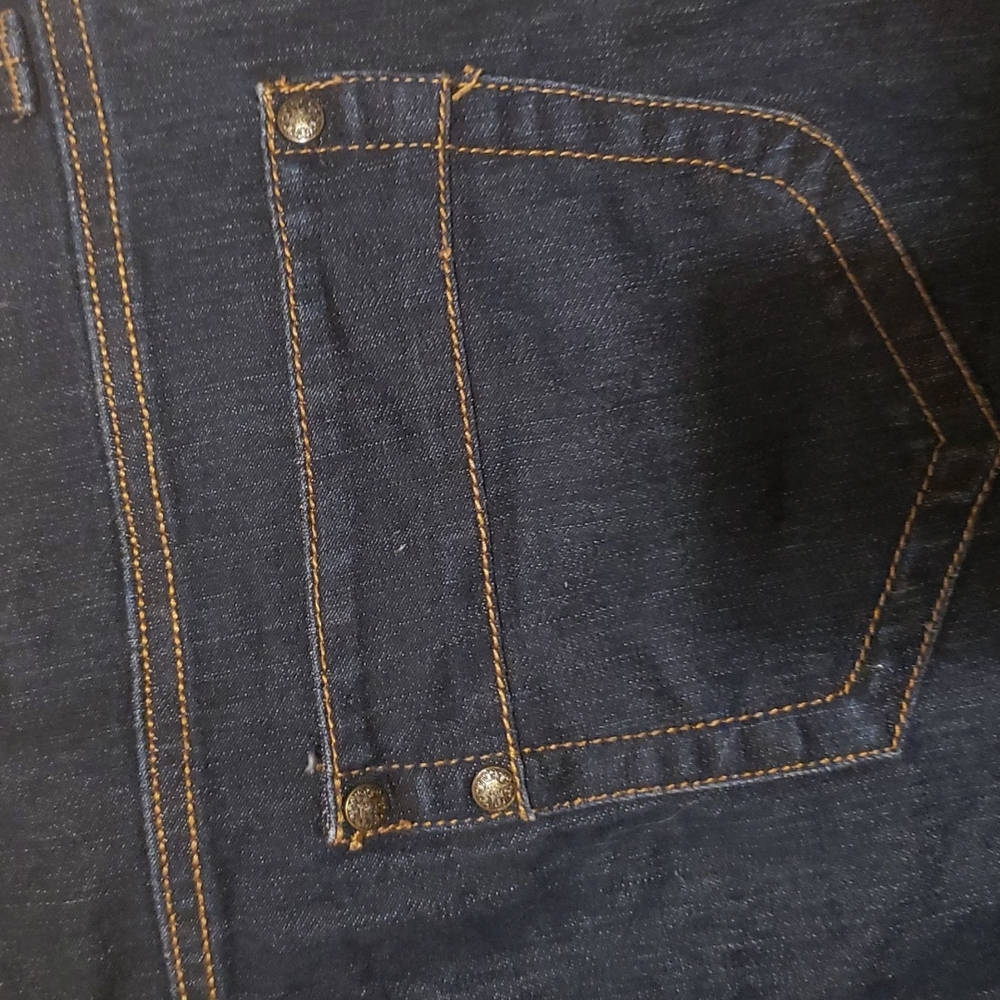 💥3/25$  Crop jeans    ( any 3 listings with starburst can be bundled) - Picture 3 of 5